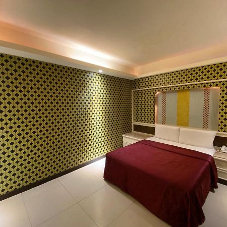 Sweet Hotel New Taipei City Exterior photo